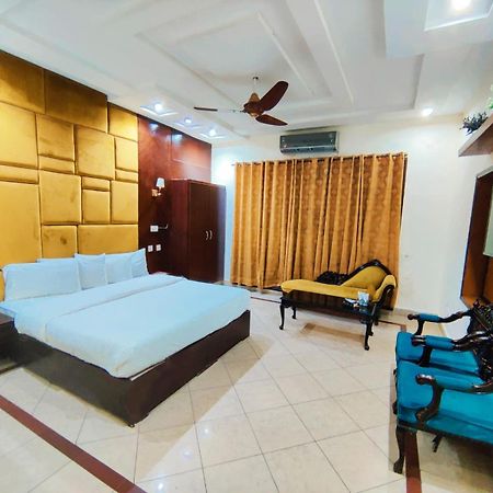 Hotel Pak Continental ムルターン エクステリア 写真