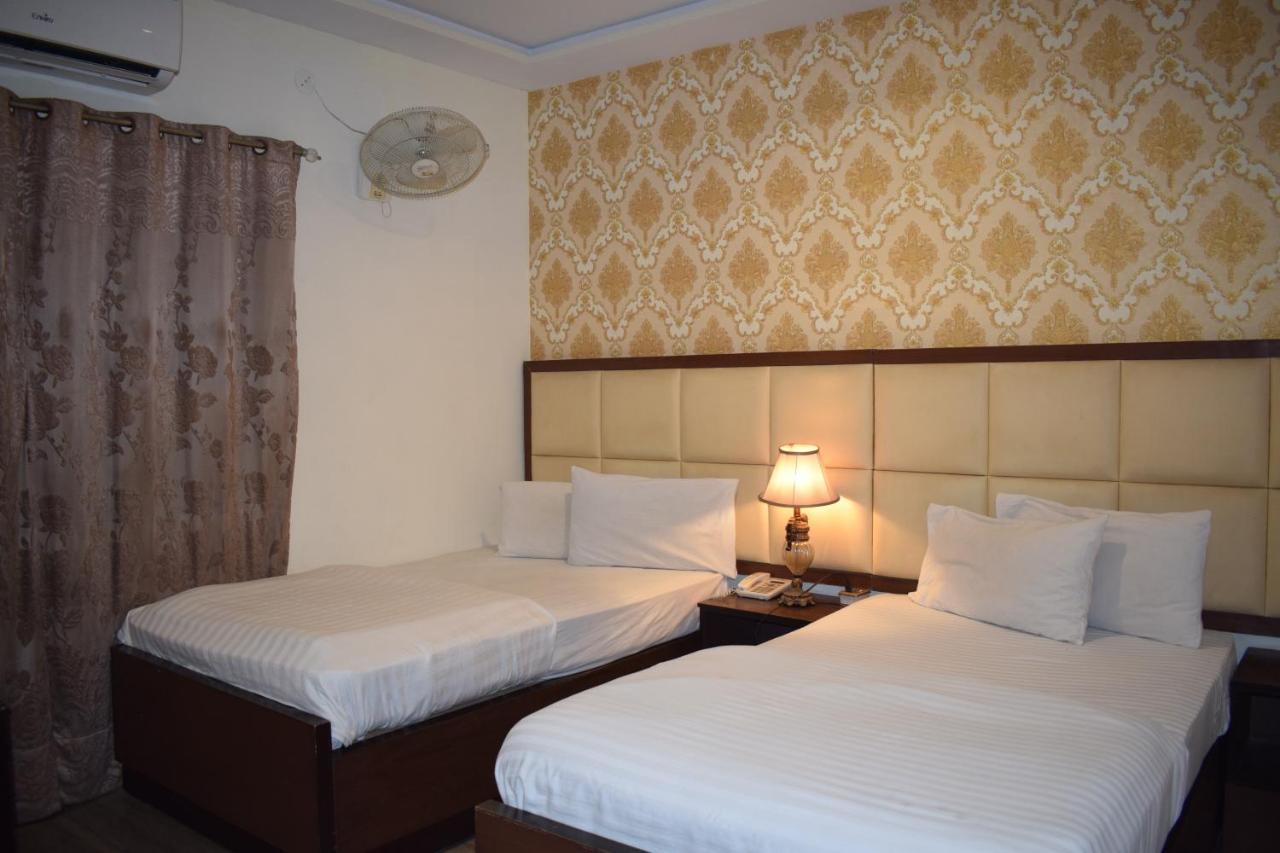 Hotel Pak Continental ムルターン エクステリア 写真