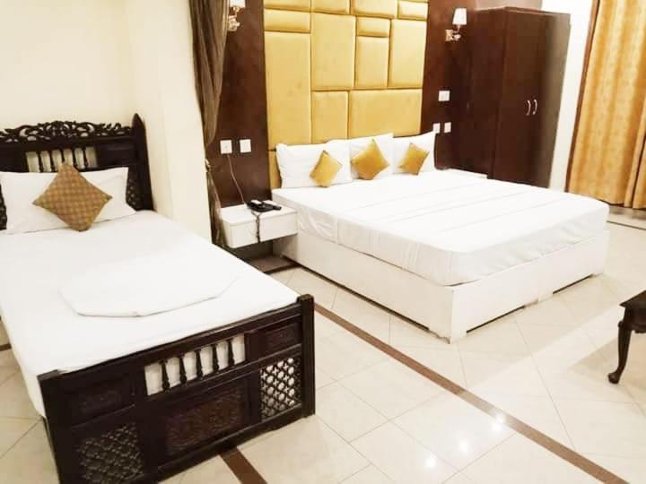 Hotel Pak Continental ムルターン エクステリア 写真