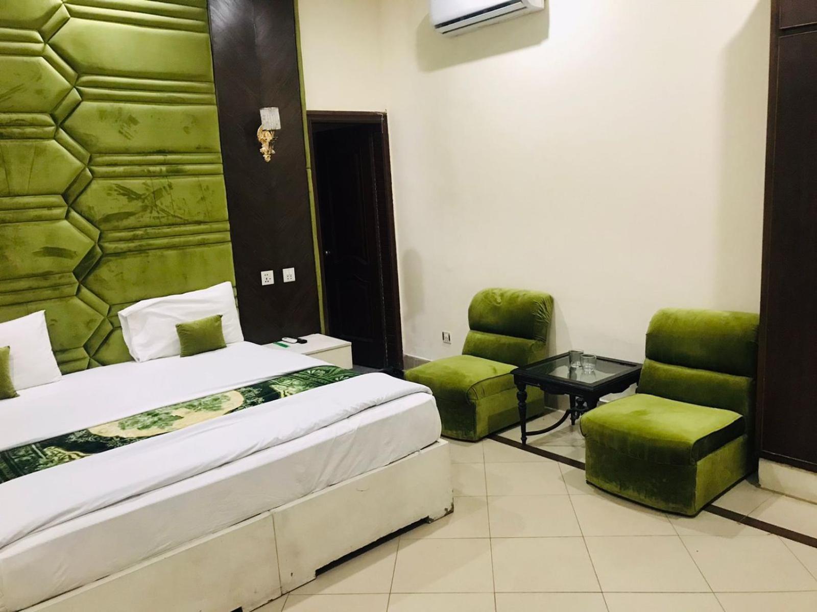 Hotel Pak Continental ムルターン エクステリア 写真