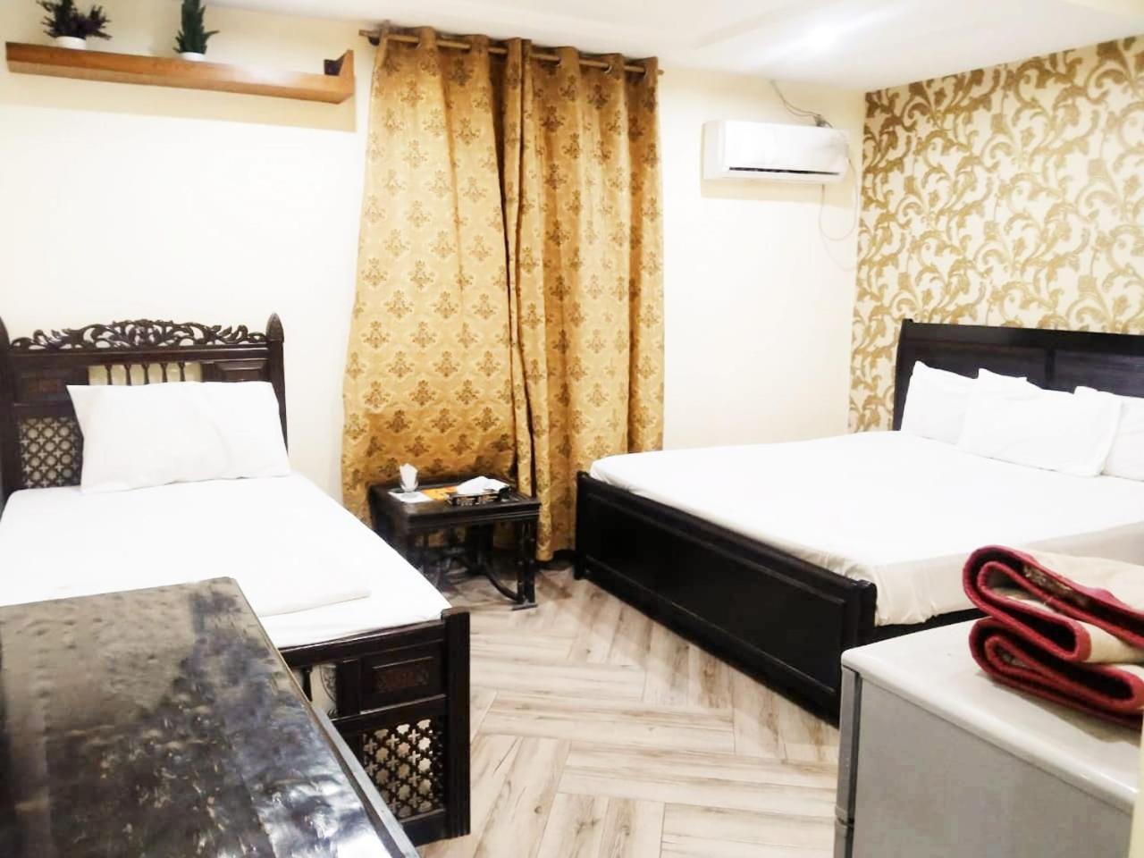 Hotel Pak Continental ムルターン エクステリア 写真