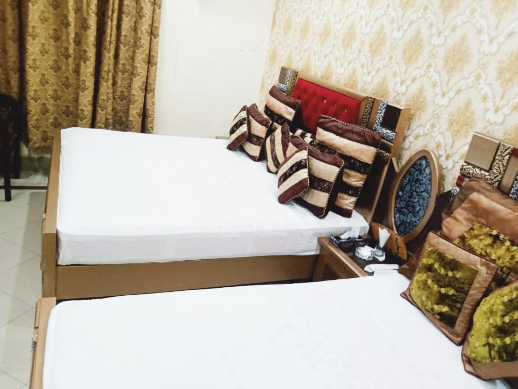 Hotel Pak Continental ムルターン エクステリア 写真